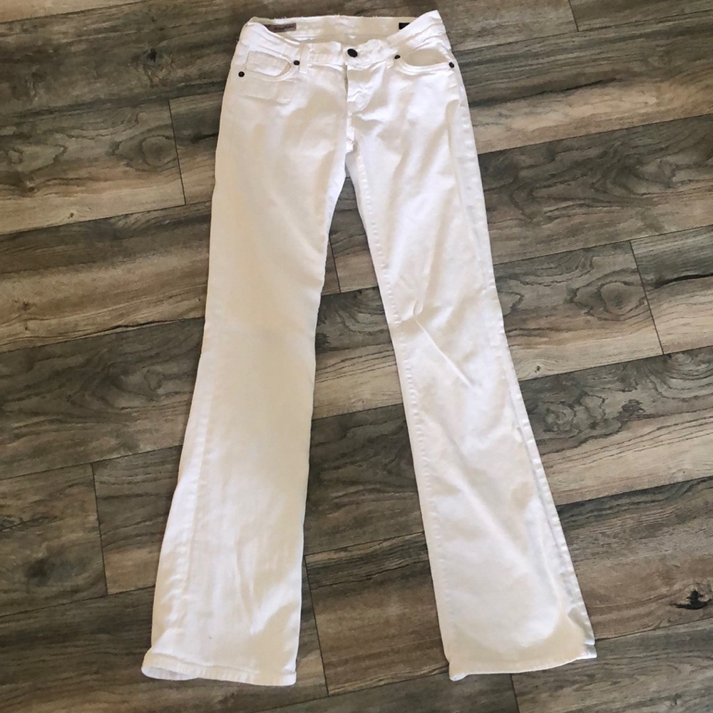 Citizens of Humanity size 25 Boho Bootcut/ flare White Jeans Great Condition
